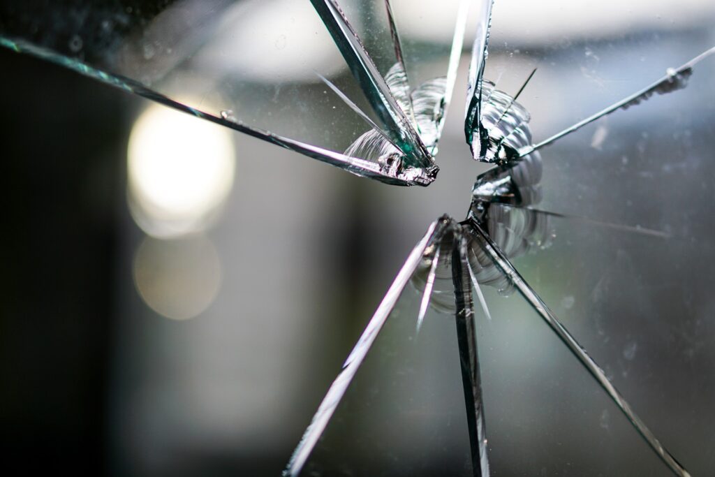 How To Repair Cracked Glass