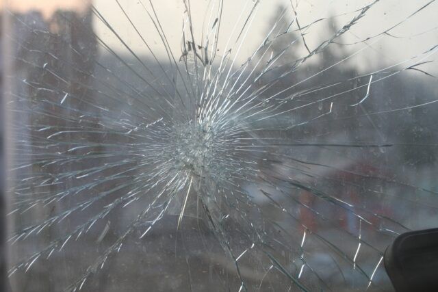 cracked glass repairs in city of Ajax