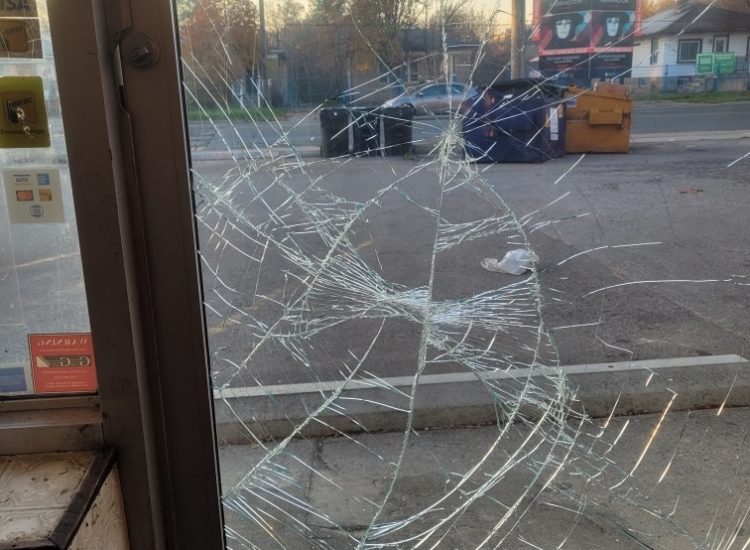 Broken Glass Window Repairs In The Pickering
